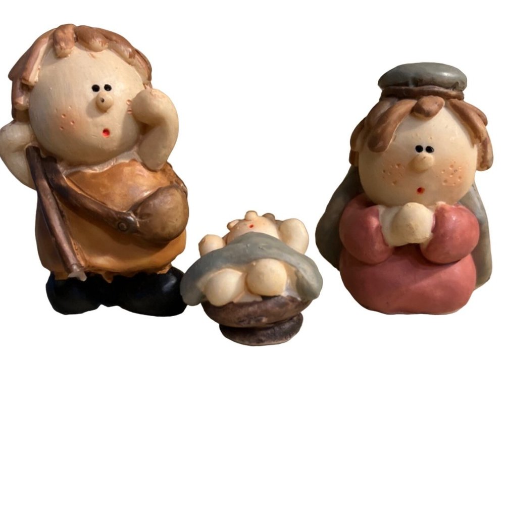 Nativity set 8 Piece Ceramic porcelain Christmas Lighted Whimsical Children - Picture 4 of 14